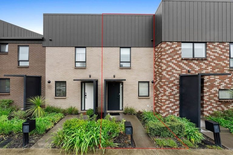 Photo of property in 19 Kotuitui Street, Manukau, Auckland, 2104