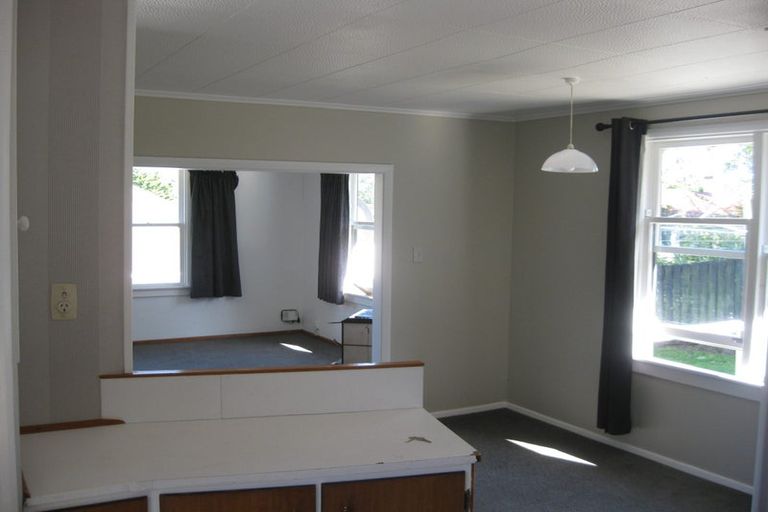 Photo of property in 17 Macaulay Street, Johnsonville, Wellington, 6037