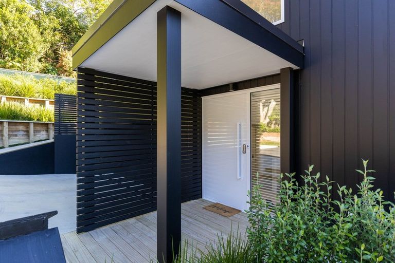 Photo of property in 4 Azalea Place, Brooklands, New Plymouth, 4310