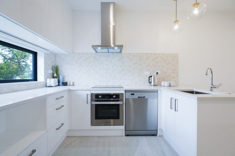 Photo of property in 17b Tabitha Crescent, Henderson, Auckland, 0612
