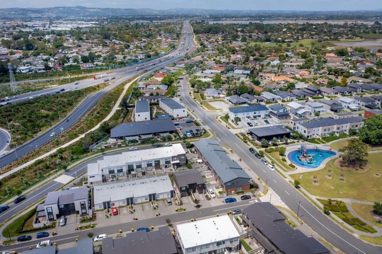 Photo of property in 4 Orona Place, Takanini, 2112