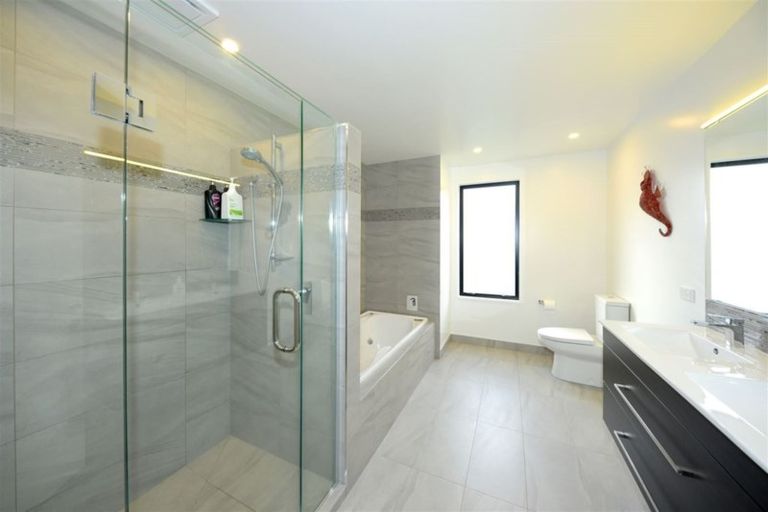 Photo of property in 25a Bowenvale Avenue, Cashmere, Christchurch, 8022