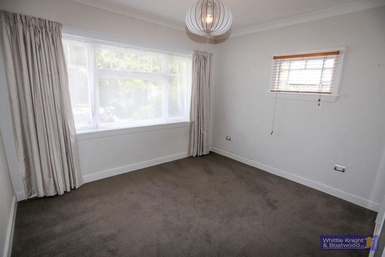 Photo of property in 92 Hinau Street, Riccarton, Christchurch, 8041
