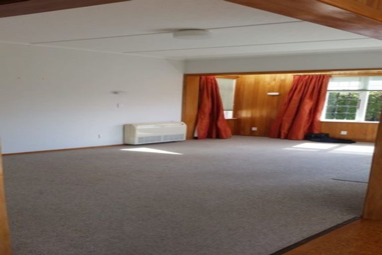 Photo of property in 9 Tai Paku Paku Road, Karaka Bays, Wellington, 6022