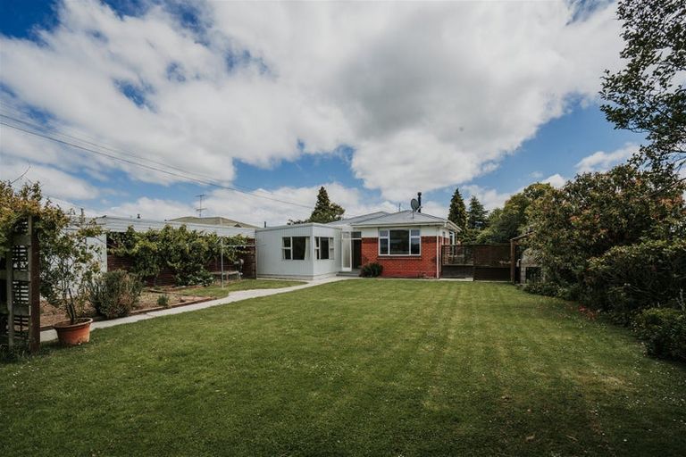 Photo of property in 17 Constitution Avenue, Milton, 9220