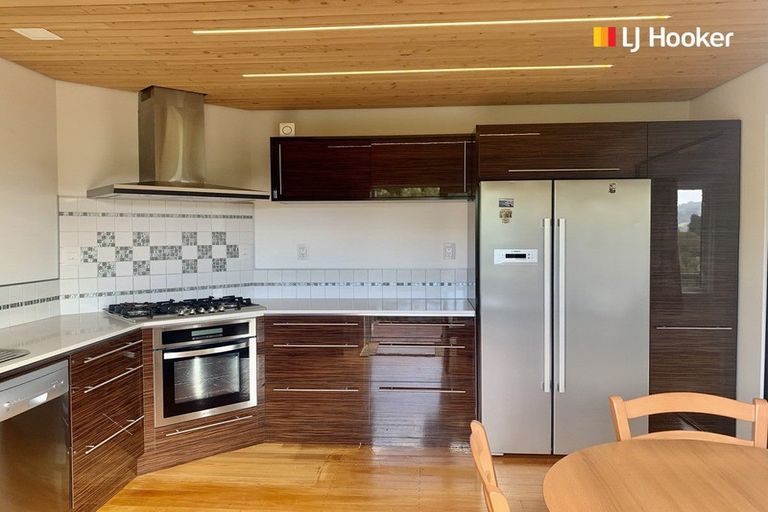 Photo of property in 15 Porterfield Street, Macandrew Bay, Dunedin, 9014