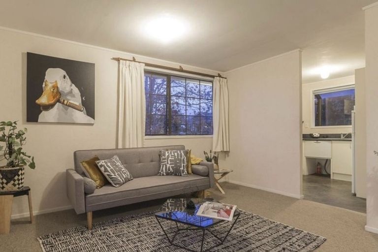 Photo of property in 5 Denarius Lane, Glendene, Auckland, 0602