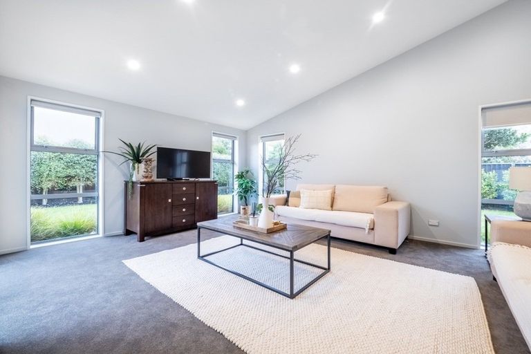Photo of property in 15 Riverside Lane, Tai Tapu, 7672