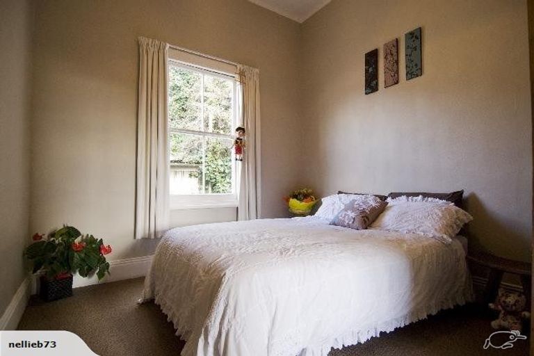 Photo of property in 98 Milton Road, Bluff Hill, Napier, 4110