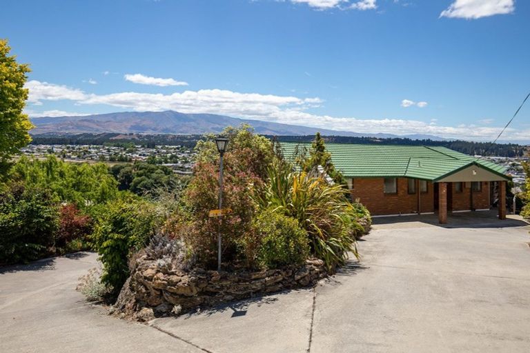 Photo of property in 10 View Road, Bridge Hill, Alexandra, 9320