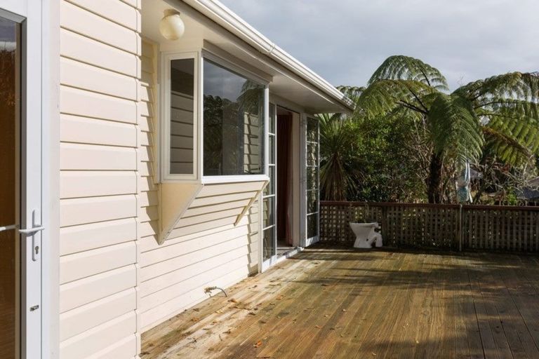 Photo of property in 2 Wayne Place, Ferndale, New Plymouth, 4310