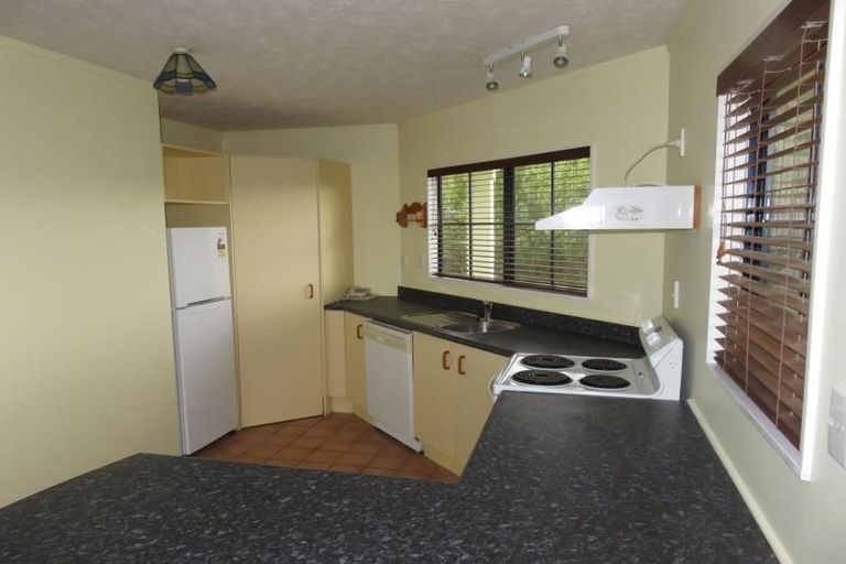 Photo of property in 39b Kentwood Drive, Woodridge, Wellington, 6037