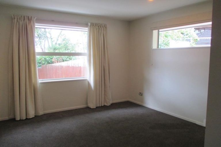 Photo of property in 206 Centaurus Road, Saint Martins, Christchurch, 8022