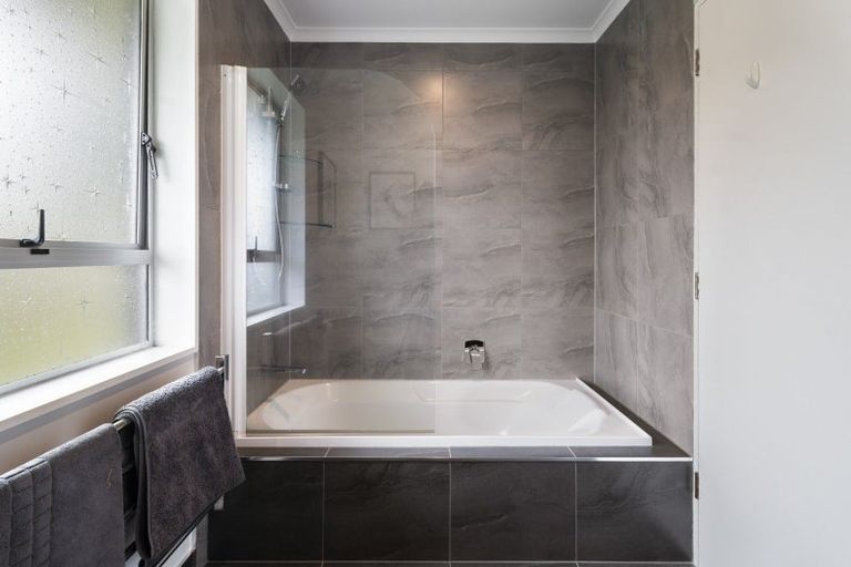 Photo of property in 10 Suffolk Crescent, Feilding, 4702