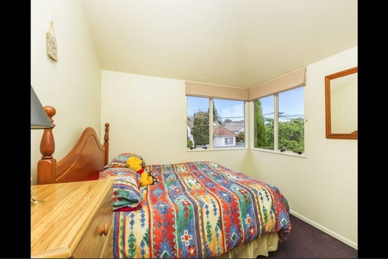 Photo of property in 25b The Quadrant, Miramar, Wellington, 6022