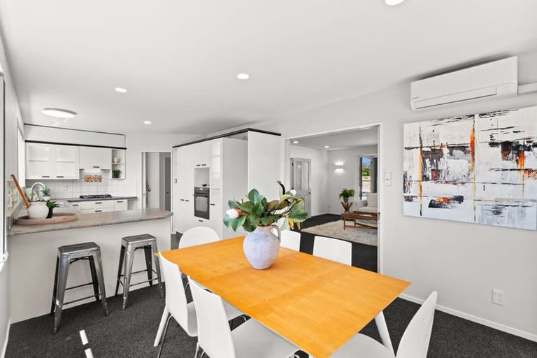 Photo of property in 64 Bevington Street, Avonhead, Christchurch, 8042