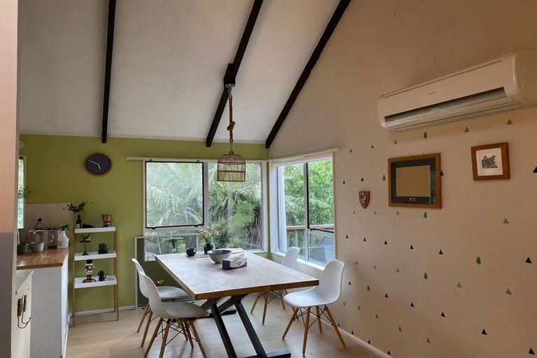 Photo of property in 3/40 Radiata Lane, Chatswood, Auckland, 0626