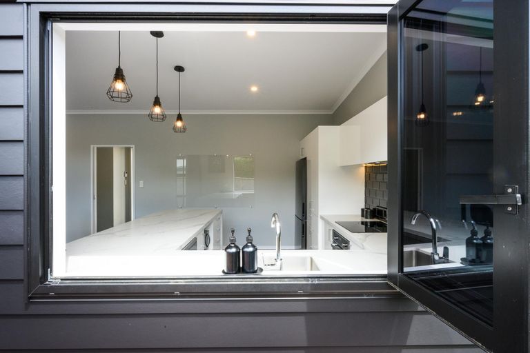 Photo of property in 30a Alfred Street, Roslyn, Palmerston North, 4414