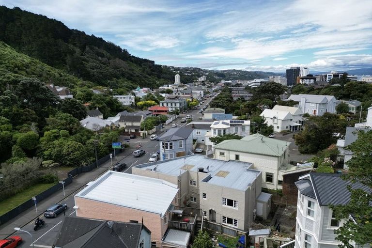 Photo of property in 6 Glenbervie Terrace, Thorndon, Wellington, 6011