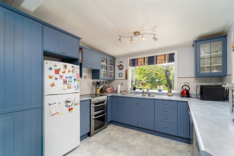 Photo of property in 25 William Benton Street, Featherston, 5710