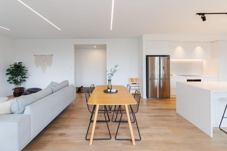 Photo of property in 36 Dogwood Way, Milson, Palmerston North, 4414