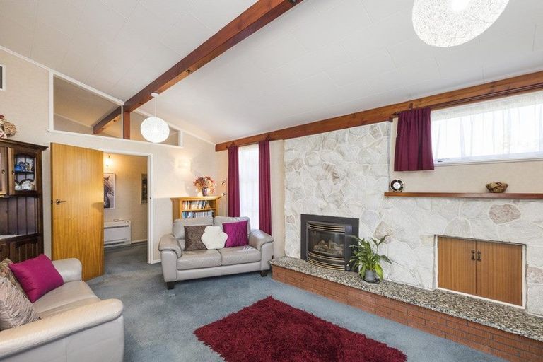 Photo of property in 21 Lockhart Avenue, Milson, Palmerston North, 4414