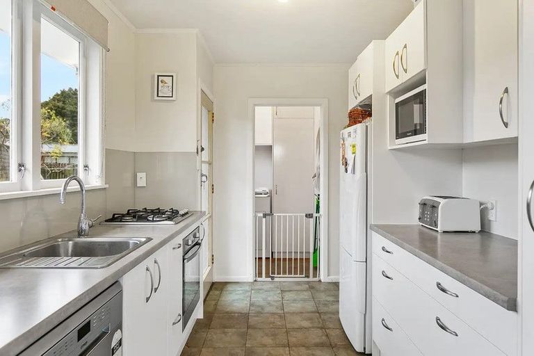 Photo of property in 6 Churchill Street, Pukekohe, 2120