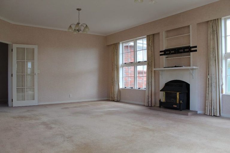 Photo of property in 11a Limbrick Street, Terrace End, Palmerston North, 4410