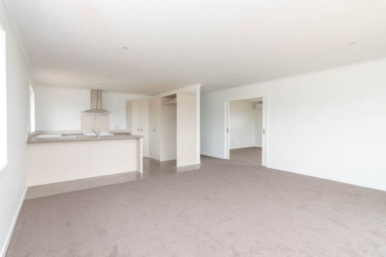 Photo of property in 33 Silicon Way, Fitzherbert, Palmerston North, 4410