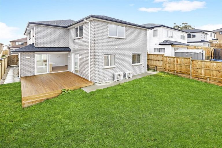 Photo of property in 37 Tinaku Road, Flat Bush, Auckland, 2019