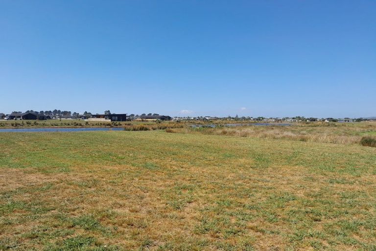 Photo of property in 13 Taniwha Place, Matarangi, 3592