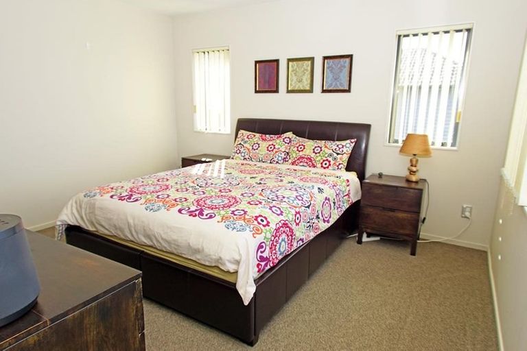 Photo of property in 10 Cityview Place, Massey, Auckland, 0614