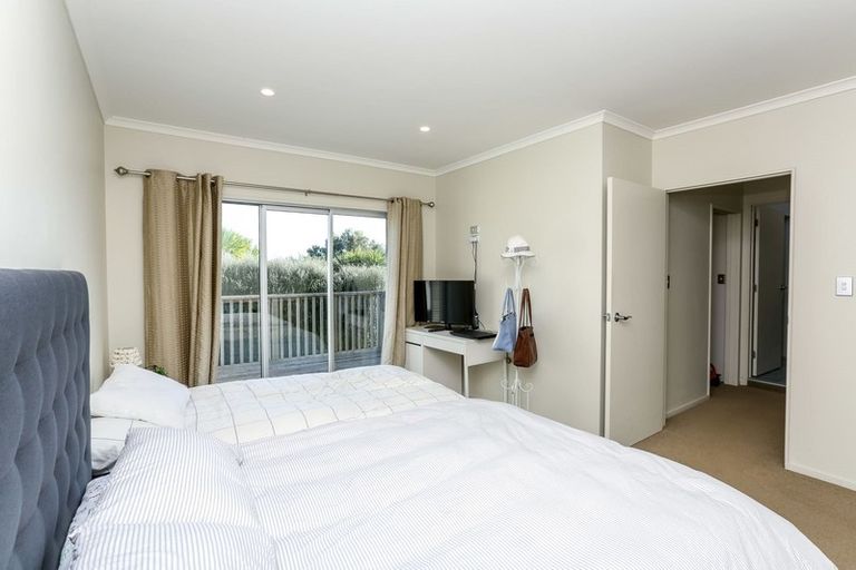 Photo of property in 4a Rahui View, Oakura, 4314