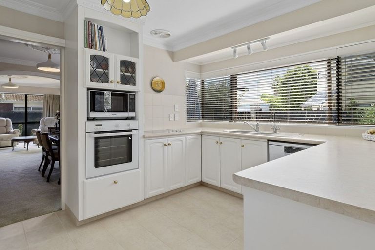 Photo of property in 2 Acacia Court, Mount Maunganui, 3116