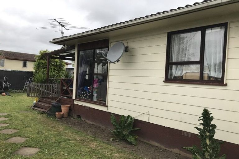 Photo of property in 2/23 Hoturoa Place, Manurewa, Auckland, 2102