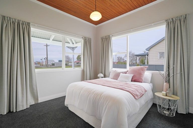 Photo of property in 53 Elles Road, Otautau, 9610