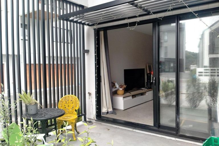 Photo of property in 66 Rangihina Road, Hobsonville, Auckland, 0616