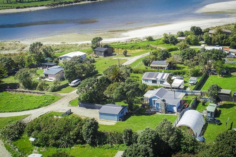 Photo of property in 6-8 Burnett Street, Mokihinui, Westport, 7891