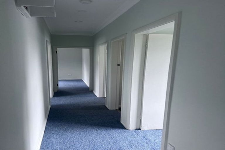 Photo of property in 24 Korau Grove, Stokes Valley, Lower Hutt, 5019