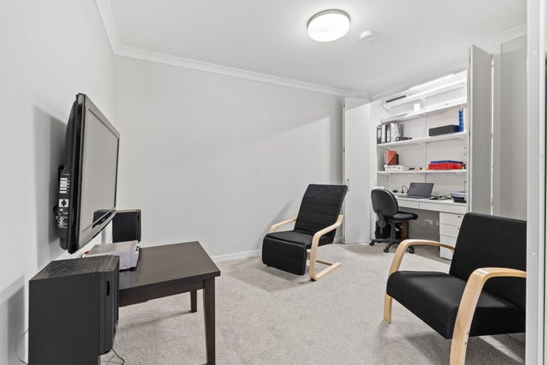 Photo of property in 63 Parkside Drive, Orewa, 0931