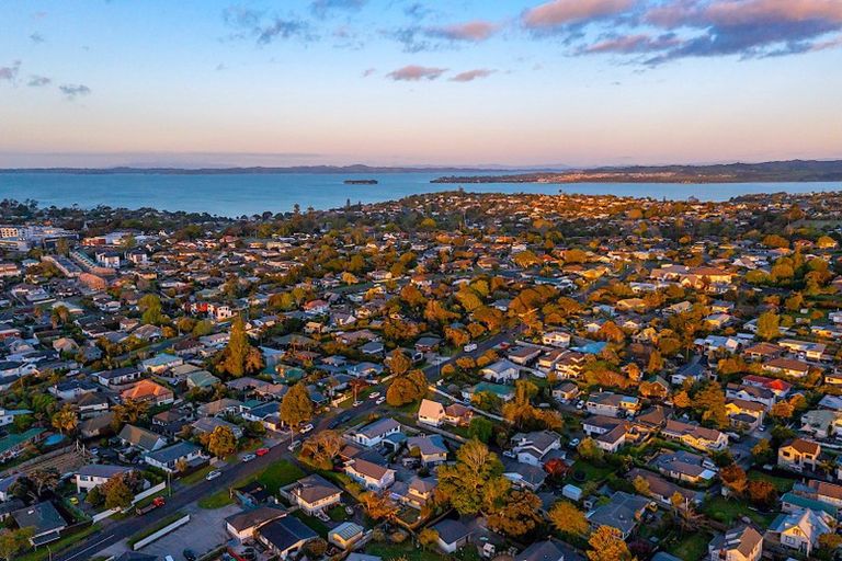 Photo of property in 44a Baird Street, Howick, Auckland, 2014