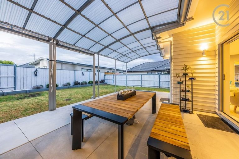 Photo of property in 3 Kabardin Street, Karaka, Papakura, 2113