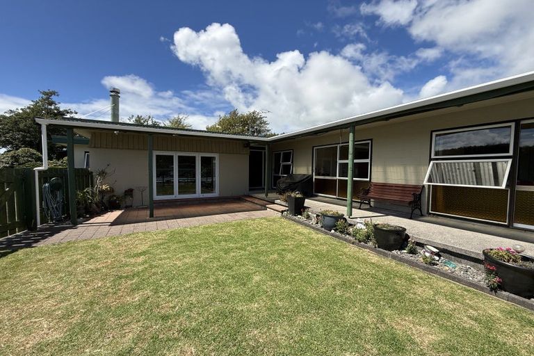 Photo of property in 7 Joll Street, Waitara, 4383