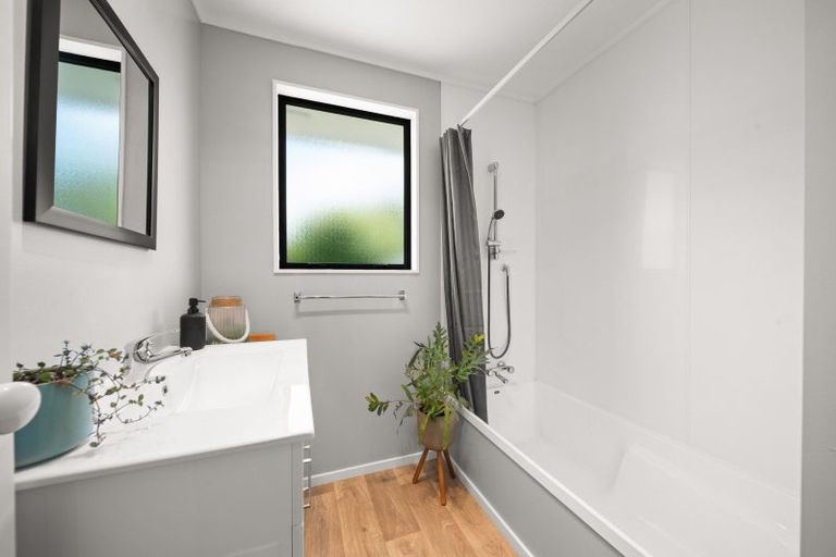 Photo of property in 14 Watsons Road, Te Ore Ore, Masterton, 5886