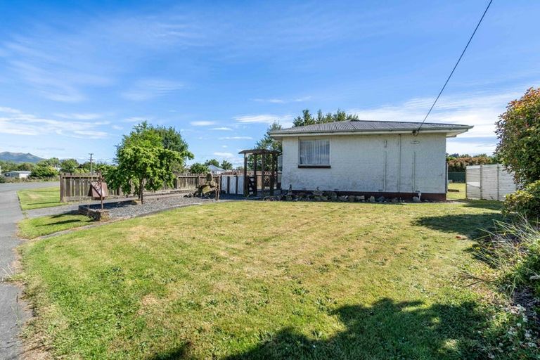 Photo of property in 11 Hamilton Street, East Gore, Gore, 9710