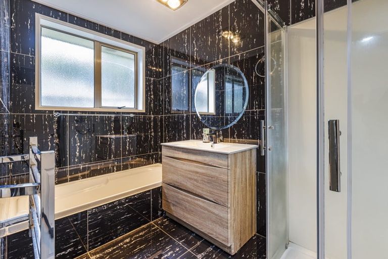 Photo of property in 7 Scotts Field Drive, Takanini, 2112