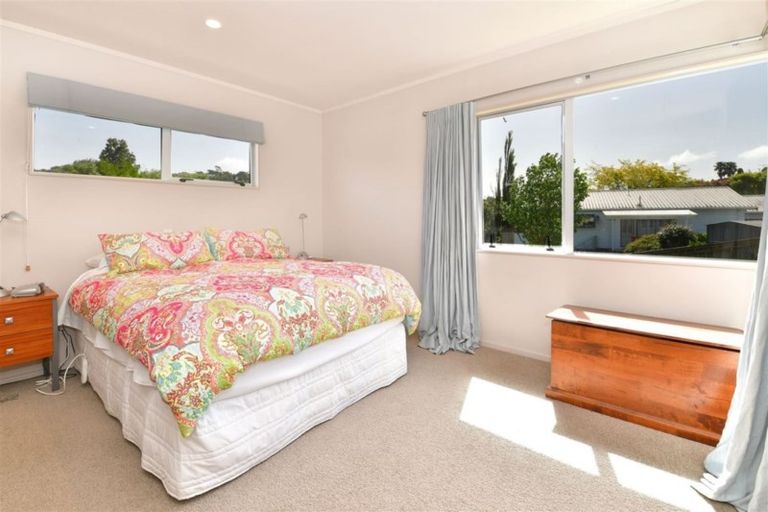 Photo of property in 40b Donald Street, Stanmore Bay, Whangaparaoa, 0932