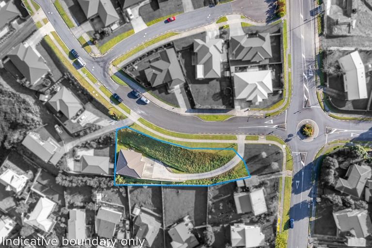 Photo of property in 94 Sunstone Crescent, Timberlea, Upper Hutt, 5018