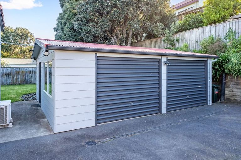 Photo of property in 179 Tutere Street, Waikanae Beach, Waikanae, 5036