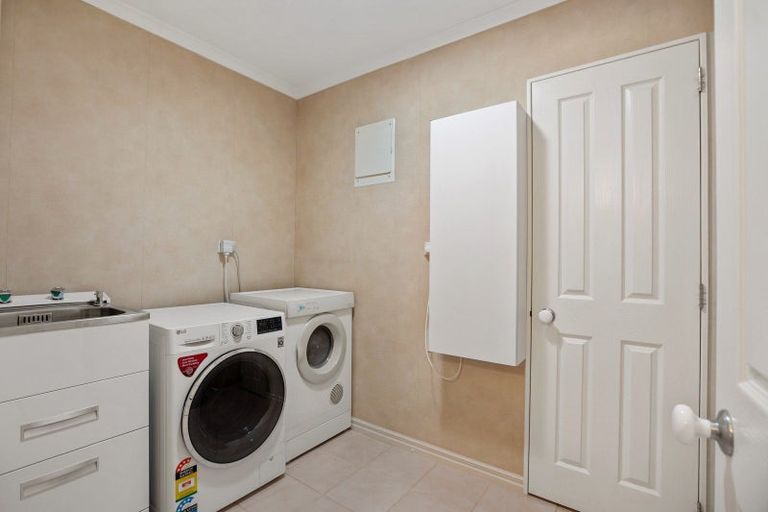 Photo of property in 201 Ngatai Road, Otumoetai, Tauranga, 3110